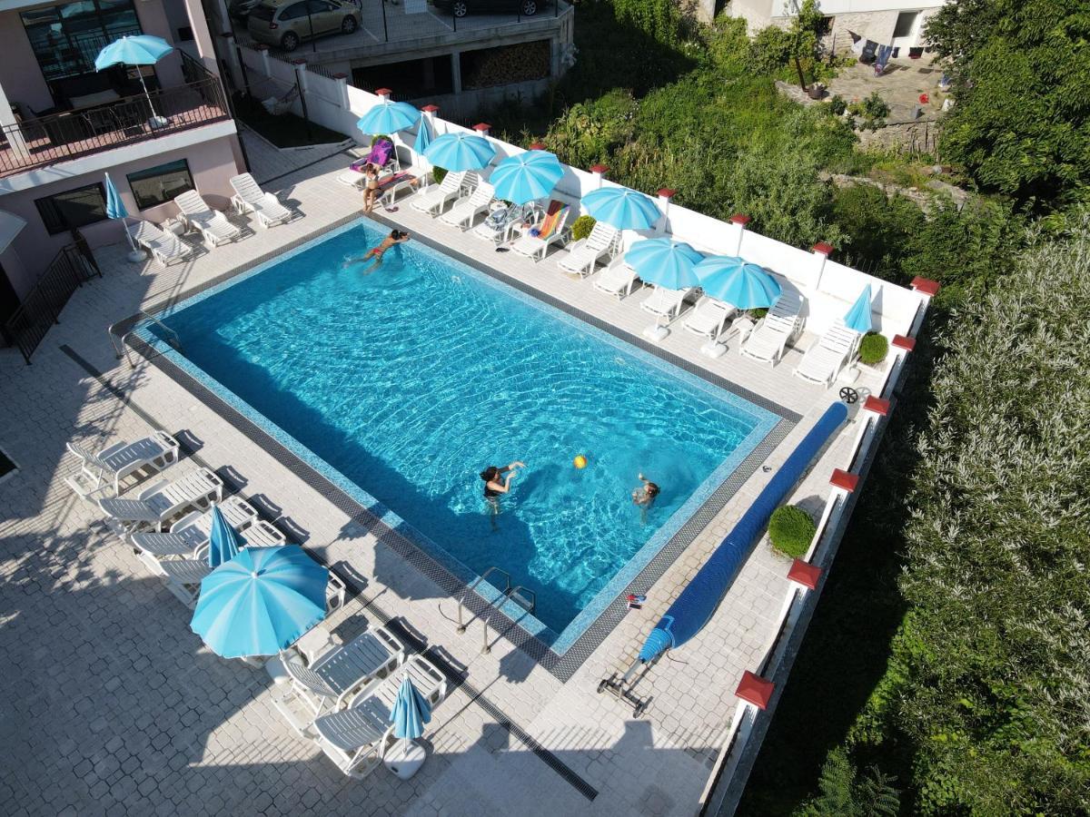 Hotel Deyanira Gorno Dryanovo Buitenkant foto