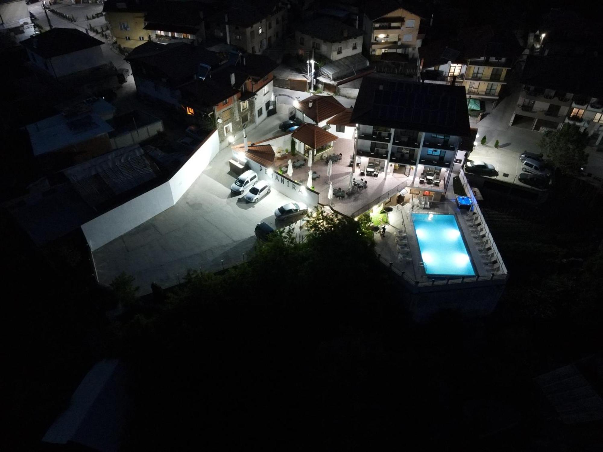 Hotel Deyanira Gorno Dryanovo Buitenkant foto