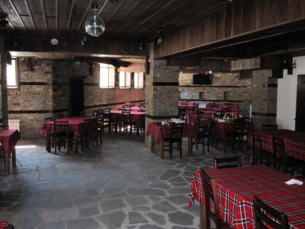 Hotel Deyanira Gorno Dryanovo Buitenkant foto