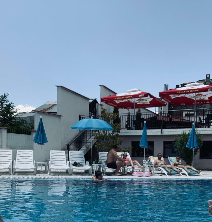 Hotel Deyanira Gorno Dryanovo Buitenkant foto